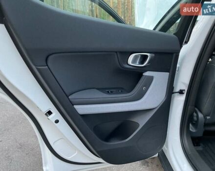 Белый Polestar 2, объемом двигателя 0 л и пробегом 18 тыс. км за 23900 $, фото 56 на Automoto.ua