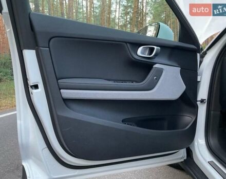 Белый Polestar 2, объемом двигателя 0 л и пробегом 18 тыс. км за 23900 $, фото 55 на Automoto.ua