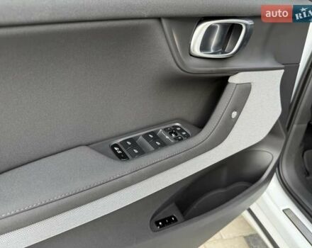 Білий Polestar 2, об'ємом двигуна 0 л та пробігом 16 тис. км за 26300 $, фото 8 на Automoto.ua