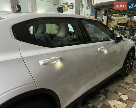 Білий Polestar 2, об'ємом двигуна 0 л та пробігом 55 тис. км за 24500 $, фото 48 на Automoto.ua