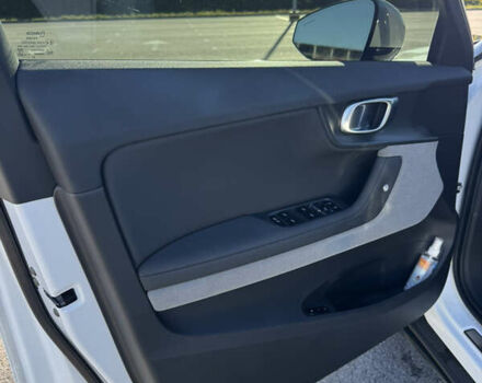 Белый Polestar 2, объемом двигателя 0 л и пробегом 152 тыс. км за 19300 $, фото 11 на Automoto.ua