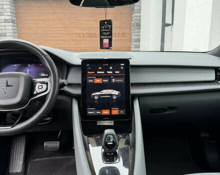 Белый Polestar 2, объемом двигателя 0 л и пробегом 103 тыс. км за 24000 $, фото 7 на Automoto.ua