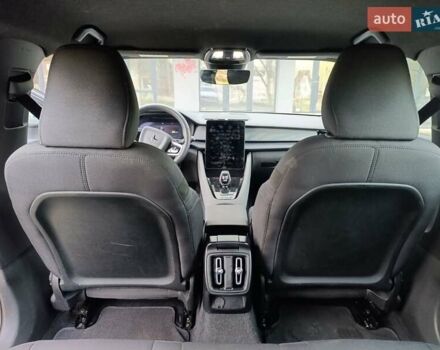 Белый Polestar 2, объемом двигателя 0 л и пробегом 150 тыс. км за 19999 $, фото 12 на Automoto.ua