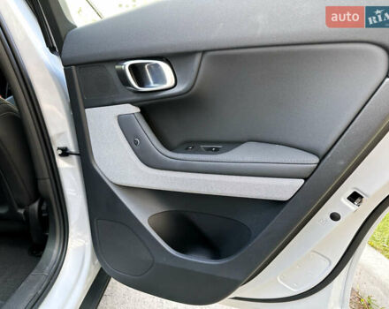 Білий Polestar 2, об'ємом двигуна 0 л та пробігом 42 тис. км за 21555 $, фото 53 на Automoto.ua