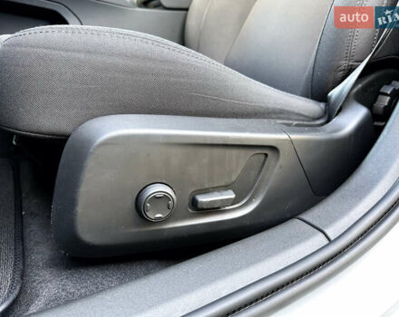 Білий Polestar 2, об'ємом двигуна 0 л та пробігом 42 тис. км за 21555 $, фото 65 на Automoto.ua