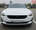 Белый Polestar 2, объемом двигателя 0 л и пробегом 94 тыс. км за 20000 $, фото 1 на Automoto.ua