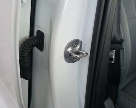 Білий Polestar 2, об'ємом двигуна 0 л та пробігом 111 тис. км за 21600 $, фото 37 на Automoto.ua