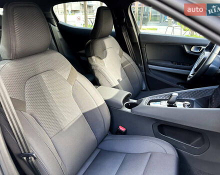 Білий Polestar 2, об'ємом двигуна 0 л та пробігом 42 тис. км за 21555 $, фото 57 на Automoto.ua