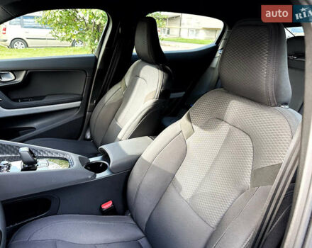 Білий Polestar 2, об'ємом двигуна 0 л та пробігом 42 тис. км за 21555 $, фото 79 на Automoto.ua