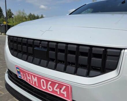 Белый Polestar 2, объемом двигателя 0 л и пробегом 94 тыс. км за 18500 $, фото 24 на Automoto.ua
