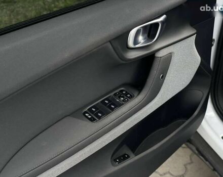 Білий Polestar 2, об'ємом двигуна 0 л та пробігом 51 тис. км за 22500 $, фото 13 на Automoto.ua