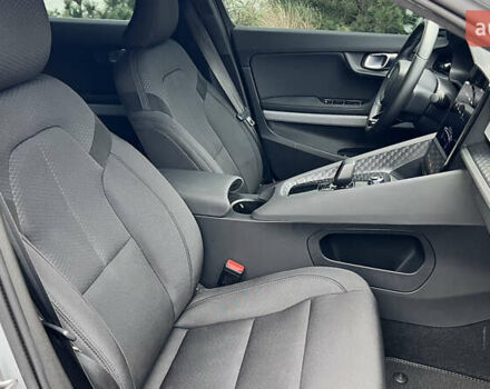 Білий Polestar 2, об'ємом двигуна 0 л та пробігом 73 тис. км за 20400 $, фото 43 на Automoto.ua