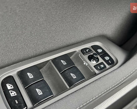 Білий Polestar 2, об'ємом двигуна 0 л та пробігом 73 тис. км за 20400 $, фото 26 на Automoto.ua