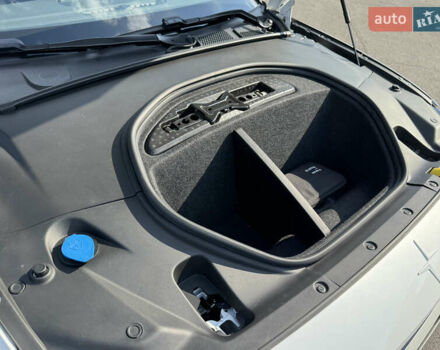 Білий Polestar 2, об'ємом двигуна 0 л та пробігом 8 тис. км за 24800 $, фото 44 на Automoto.ua