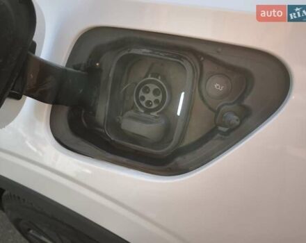 Білий Polestar 2, об'ємом двигуна 0 л та пробігом 92 тис. км за 22999 $, фото 12 на Automoto.ua