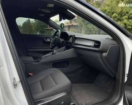 Білий Polestar 2, об'ємом двигуна 0 л та пробігом 51 тис. км за 22500 $, фото 19 на Automoto.ua