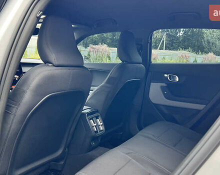 Білий Polestar 2, об'ємом двигуна 0 л та пробігом 73 тис. км за 20400 $, фото 37 на Automoto.ua