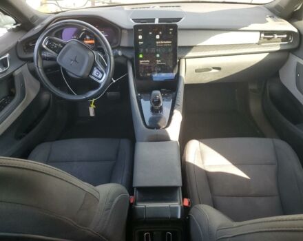 Белый Polestar 2, объемом двигателя 0 л и пробегом 124 тыс. км за 15950 $, фото 7 на Automoto.ua