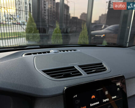 Черный Polestar 2, объемом двигателя 0 л и пробегом 72 тыс. км за 21500 $, фото 39 на Automoto.ua