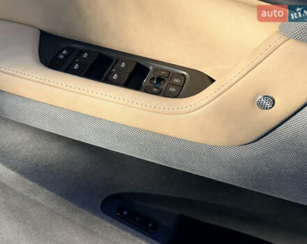 Чорний Polestar 2, об'ємом двигуна 0 л та пробігом 100 тис. км за 23600 $, фото 17 на Automoto.ua