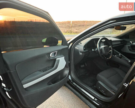 Черный Polestar 2, объемом двигателя 0 л и пробегом 149 тыс. км за 20500 $, фото 29 на Automoto.ua