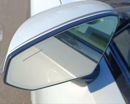 Серый Polestar 2, объемом двигателя 0 л и пробегом 27 тыс. км за 25500 $, фото 10 на Automoto.ua