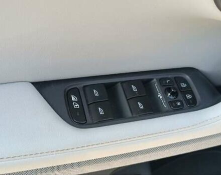 Серый Polestar 2, объемом двигателя 0 л и пробегом 27 тыс. км за 25500 $, фото 12 на Automoto.ua