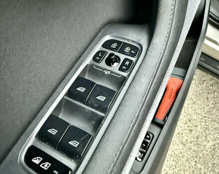 Серый Polestar 2, объемом двигателя 0 л и пробегом 198 тыс. км за 22500 $, фото 37 на Automoto.ua