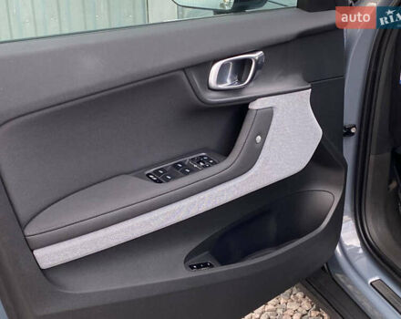 Сірий Polestar 2, об'ємом двигуна 0 л та пробігом 179 тис. км за 22500 $, фото 70 на Automoto.ua