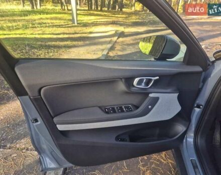 Серый Polestar 2, объемом двигателя 0 л и пробегом 71 тыс. км за 22300 $, фото 51 на Automoto.ua