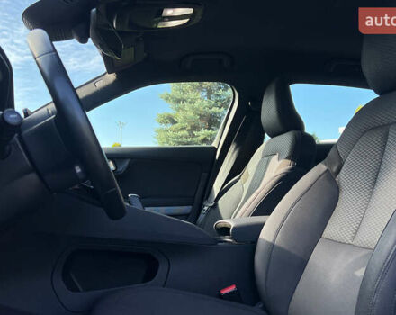 Серый Polestar 2, объемом двигателя 0 л и пробегом 126 тыс. км за 19800 $, фото 8 на Automoto.ua