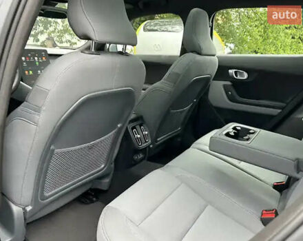 Серый Polestar 2, объемом двигателя 0 л и пробегом 24 тыс. км за 24500 $, фото 2 на Automoto.ua