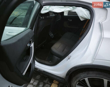 Сірий Polestar 2, об'ємом двигуна 0 л та пробігом 128 тис. км за 17200 $, фото 17 на Automoto.ua