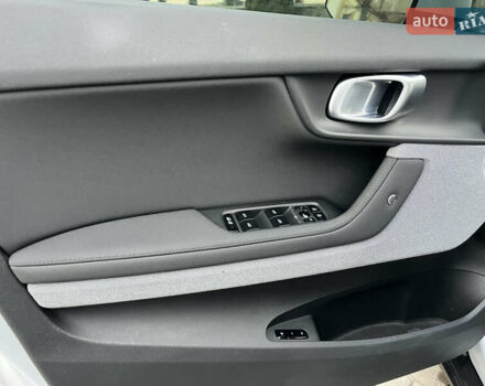 Сірий Polestar 2, об'ємом двигуна 0 л та пробігом 160 тис. км за 19600 $, фото 7 на Automoto.ua