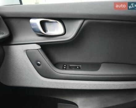 Серый Polestar 2, объемом двигателя 0 л и пробегом 159 тыс. км за 23999 $, фото 35 на Automoto.ua