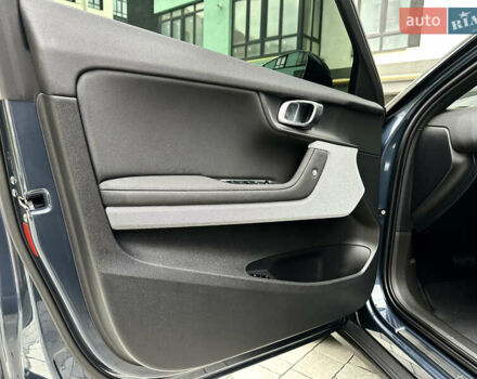 Синий Polestar 2, объемом двигателя 0 л и пробегом 77 тыс. км за 23200 $, фото 20 на Automoto.ua