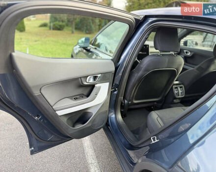 Синій Polestar 2, об'ємом двигуна 0 л та пробігом 49 тис. км за 20600 $, фото 13 на Automoto.ua