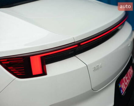 Белый Polestar 4, объемом двигателя 0 л и пробегом 1 тыс. км за 39900 $, фото 8 на Automoto.ua