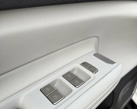 Білий Polestar 4, об'ємом двигуна 0 л та пробігом 1 тис. км за 33499 $, фото 6 на Automoto.ua