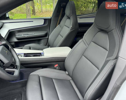 Белый Polestar 4, объемом двигателя 0 л и пробегом 18 тыс. км за 34500 $, фото 9 на Automoto.ua