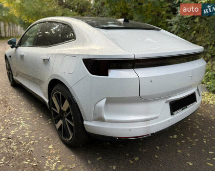 Білий Polestar 4, об'ємом двигуна 0 л та пробігом 1 тис. км за 31999 $, фото 4 на Automoto.ua