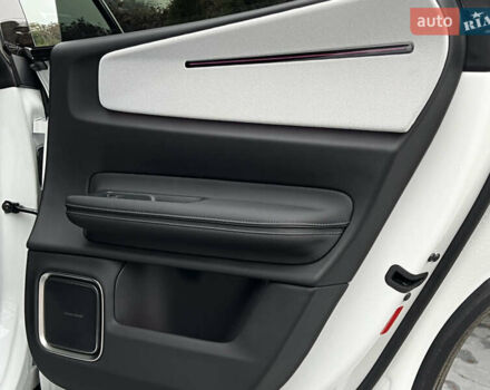 Белый Polestar 4, объемом двигателя 0 л и пробегом 1 тыс. км за 32600 $, фото 25 на Automoto.ua