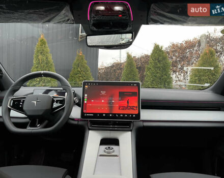 Белый Polestar 4, объемом двигателя 0 л и пробегом 1 тыс. км за 32600 $, фото 28 на Automoto.ua