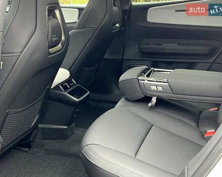 Белый Polestar 4, объемом двигателя 0 л и пробегом 1 тыс. км за 33500 $, фото 19 на Automoto.ua