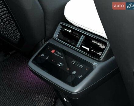 Белый Polestar 4, объемом двигателя 0 л и пробегом 1 тыс. км за 32600 $, фото 26 на Automoto.ua