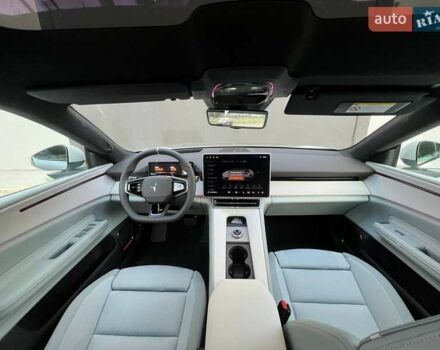 Белый Polestar 4, объемом двигателя 0 л и пробегом 1 тыс. км за 33500 $, фото 7 на Automoto.ua