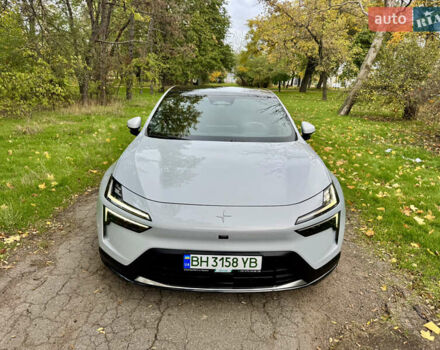 Белый Polestar 4, объемом двигателя 0 л и пробегом 18 тыс. км за 34500 $, фото 2 на Automoto.ua