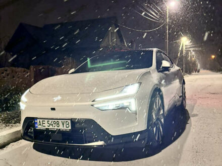 Белый Polestar 4, объемом двигателя 0 л и пробегом 16 тыс. км за 34950 $, фото 1 на Automoto.ua