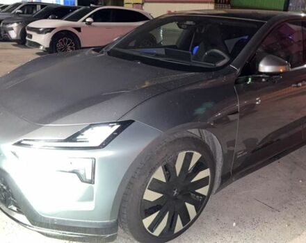 Серый Polestar 4, объемом двигателя 0 л и пробегом 21 тыс. км за 32500 $, фото 2 на Automoto.ua