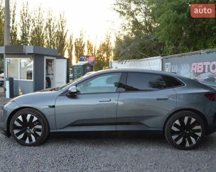 Серый Polestar 4, объемом двигателя 0 л и пробегом 1 тыс. км за 34500 $, фото 3 на Automoto.ua